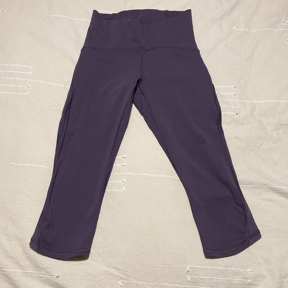lululemon athletica Pants - 🍋 lululemon purple cropped leggings -sz 4